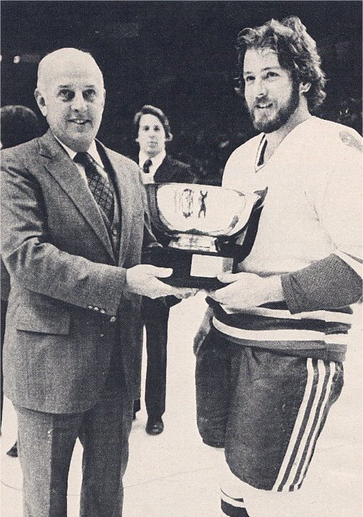 Mike Rogers accepts the 1980 Hartford National Bank Favorite Whaler award